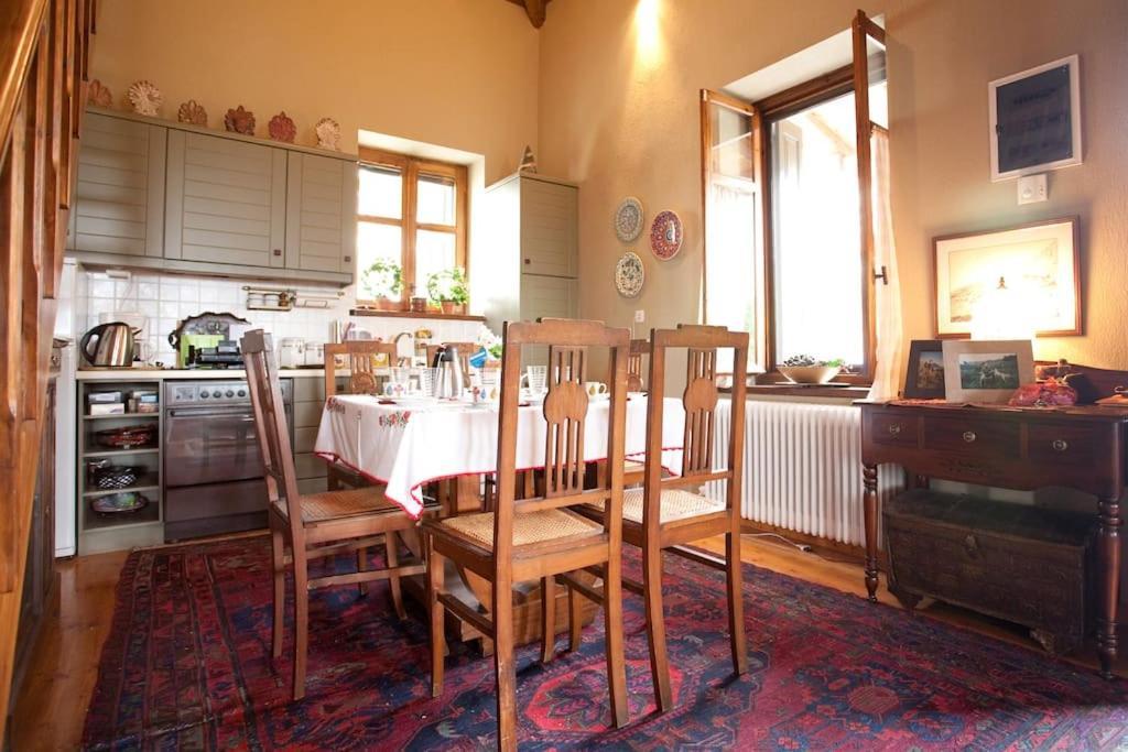House In Delphi Villa ภายนอก รูปภาพ